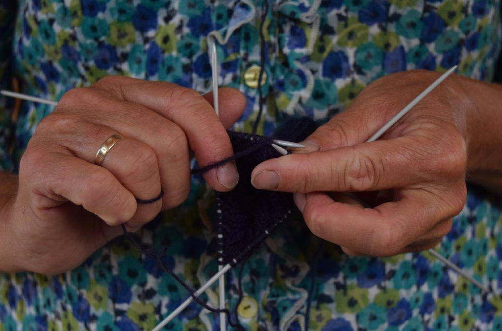 PP02 Knitting