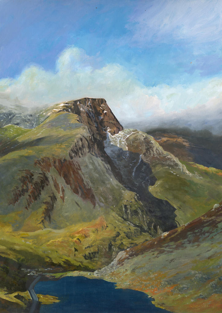 paentiad o ben mynydd, sbio lawr ar y gawir gwyrdd a llyn yn y gwylod